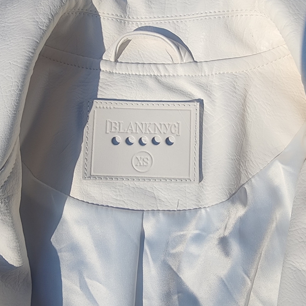 Blank NYC Palm Breeze Moto Jacket Vegan Leather Embroidered Beaded XS NWT - Picture 13 of 15